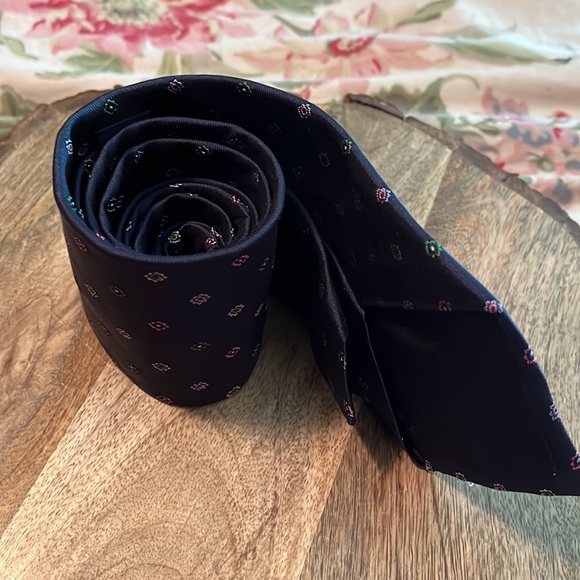 BROOKS BROTHERS Men silk Tie Graphic Rounds Floral Print Blue Multicolor $88 NEW - Picture 12 of 14